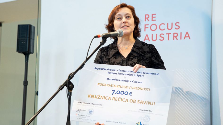 Akcija Podarimo knjige poudarja dobrodelnost in čezmejno skrb za branje