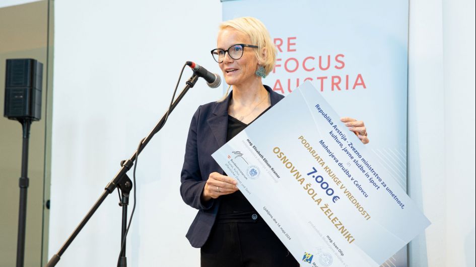 Akcija Podarimo knjige poudarja dobrodelnost in čezmejno skrb za branje