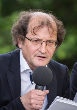 Autor: Brane Senegačnik