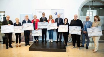 Akcija Podarimo knjige poudarja dobrodelnost in čezmejno skrb za branje